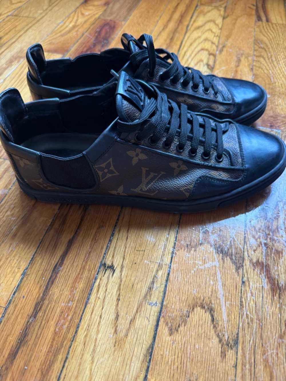 Louis Vuitton Black & Brown Monogram Low-Top Sneakers